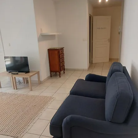 T3 Royal Plaza Center * Menton