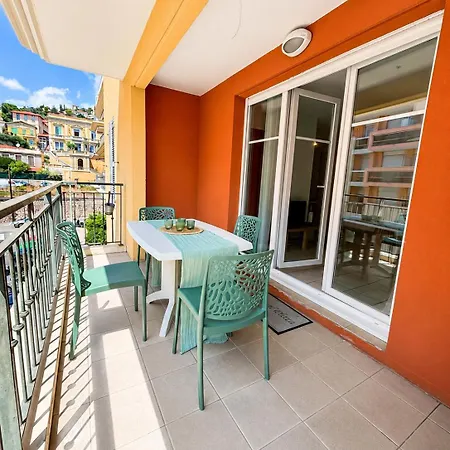 Spacieux Le Royal Plaza - Center - Option Parking Apartment *